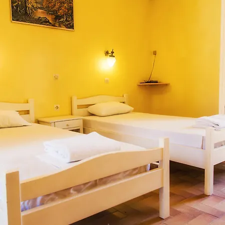 Roussos Beach Club Hotel 3*